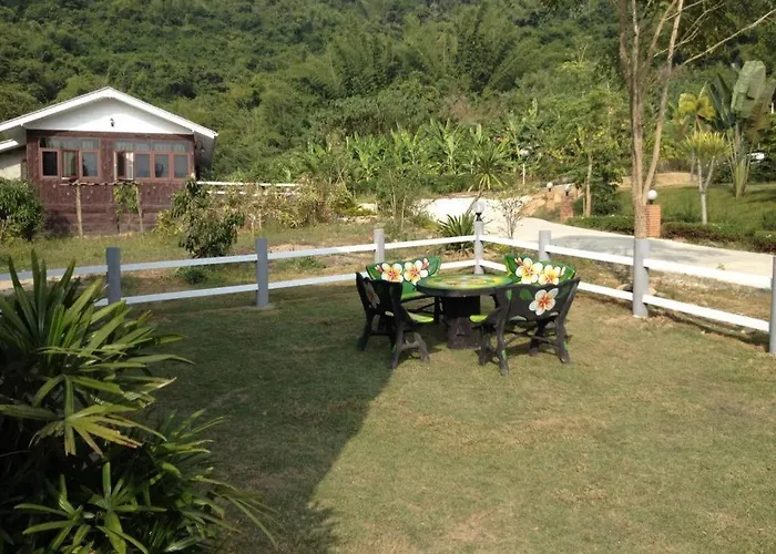 Pattharapuri Valley รีสอร์ท 2*