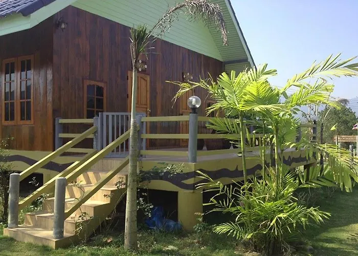 รีสอร์ท Pattharapuri Valley 2*