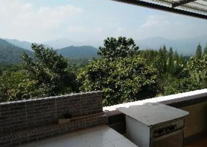 รีสอร์ท Pattharapuri Valley 2*