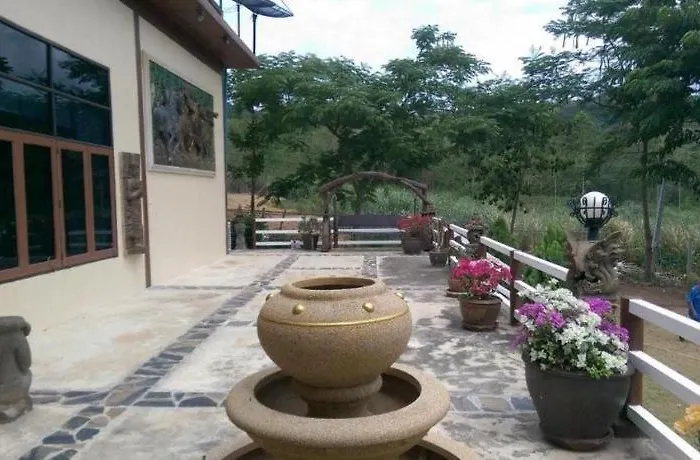 Pattharapuri Valley รีสอร์ท สวนผึ้ง
