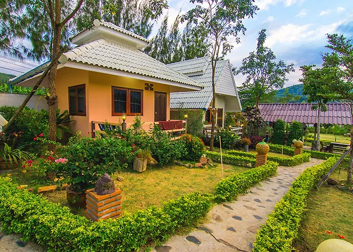 Resort Pattharapuri Valley Suan Phueng